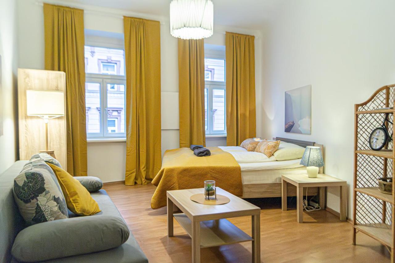 Economy 1Br Apartment Well Connected To The Whole City เวียนนา ภายนอก รูปภาพ