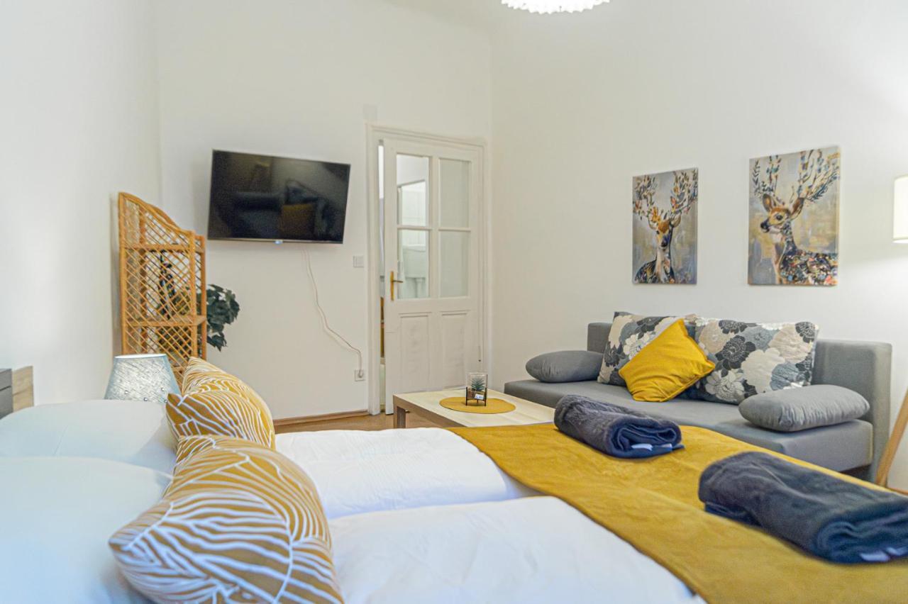 Economy 1Br Apartment Well Connected To The Whole City เวียนนา ภายนอก รูปภาพ